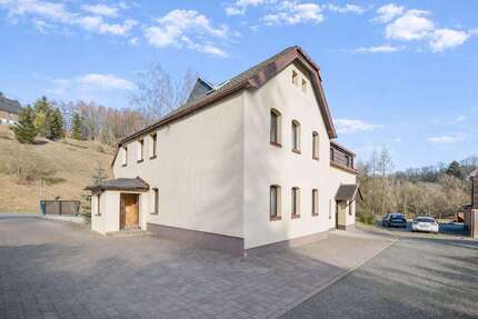Haus zum Kaufen in HermsdorfErzgebirge 170.000,00 € 200 m² - Hermsdorf/Erzgebirge