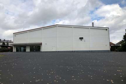 Halle in Waldsassen 2.000,00 € 985 m²