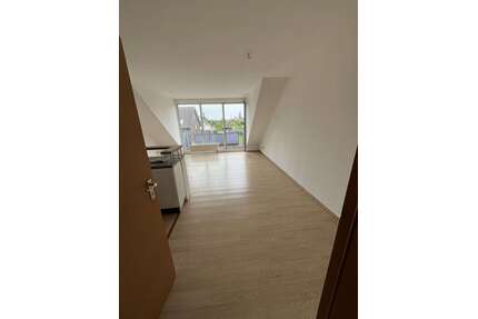 Wohnung zum Mieten in Duisburg 320,00 € 44 m²