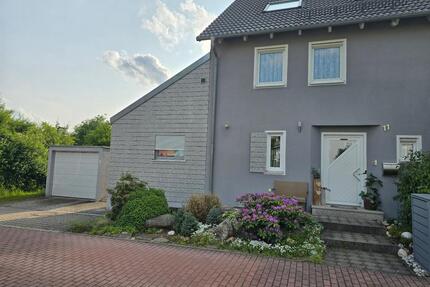 Attraktive 6-Raum-Doppelhaushälfte in WeidenRothenstadt - Weiden in der Oberpfalz