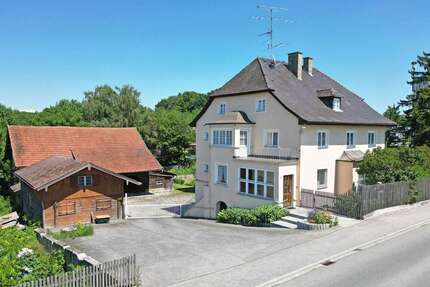 Haus zum Kaufen in Rottenburg an der Laaber 740.000,00 € 390 m²