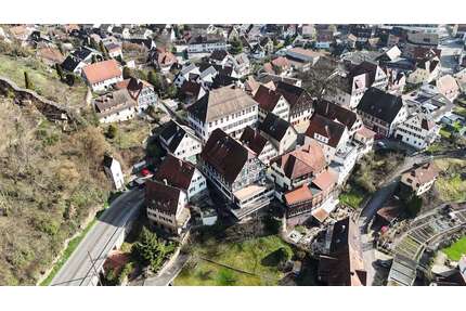 Haus zum Kaufen in Bad Liebenzell 499.000,00 € 695 m²