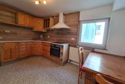 Wohnung zum Kaufen in Harburg 130.000,00 € 182 m²