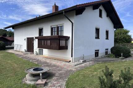 Haus zum Kaufen in Hengersberg 359.000,00 € 148.08 m²