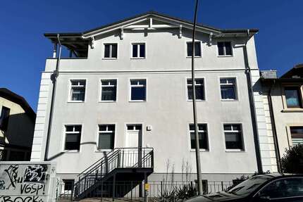 Haus zum Kaufen in Hamburg 950.000,00 € 254 m²
