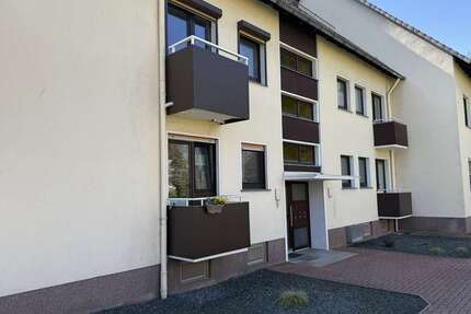 Wohnung zum Kaufen in Bad Pyrmont 90.000,00 € 81 m²