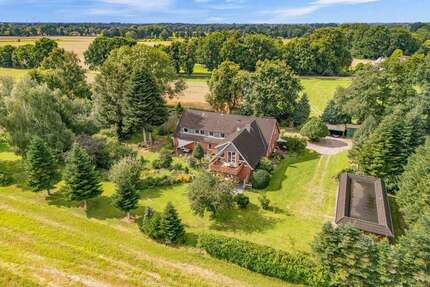 Haus zum Kaufen in Stuhr 699.000,00 € 542 m²
