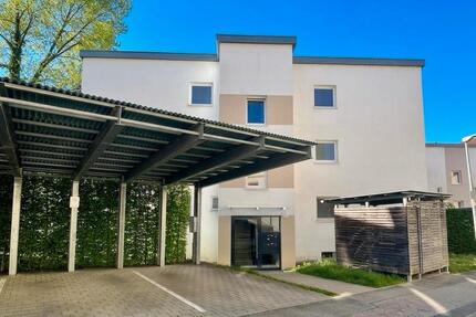 Lichtdurchflutete 4-Zimmer-Dachgeschosswohnung mit Südbalkon - Göppingen