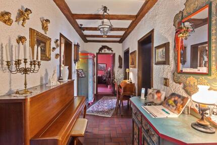 Viel Platz für Familie, 2Generationen etc. Maisonette Whg 1.OG+DG - Weiden in der Oberpfalz