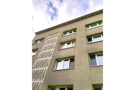 Die erste eigene Wohnung! - 279,00&nbsp;EUR Kaltmiete, ca.&nbsp; 48,40&nbsp;m&sup2; in Querfurt (PLZ: 06268)