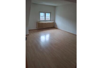 Maximal für 6 Monate - Helle 2-Zimmer Wohnung im 2. OG - Köln Nippes
