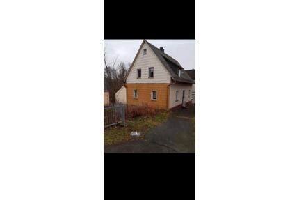 Sanierungsbedürftiges EFH mit Potenzial in ruhiger Lage - Nordhalben