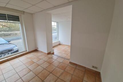 Praxisräume in Seck - 400,00&nbsp;EUR Kaltmiete, ca.&nbsp; 40,00&nbsp;m&sup2; in Hellenhahn-Schellenberg (PLZ: 56479)