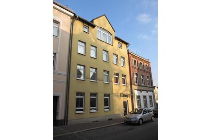 Schöne 3- Raum Wohnung mit Balkon und 2 Bädern zu vermieten - Zwickau