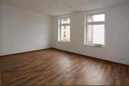 4 raum wohnung - 1.085,00&nbsp;EUR Kaltmiete, ca.&nbsp; 102,00&nbsp;m&sup2; in Limbach-Oberfrohna (PLZ: 09212)