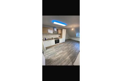 Klimatisierte gemütliche 2 Zkb mit Einbauküche Püttlingen!! - Saarwellingen