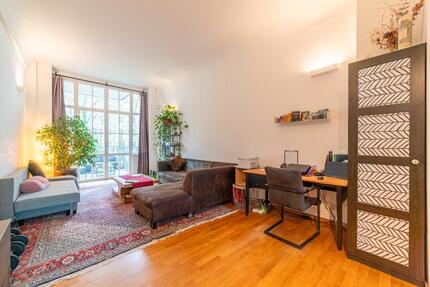 Modern 1-Room Flat Steps from Boxhagener Platz - Berlin Friedrichshain-Kreuzberg