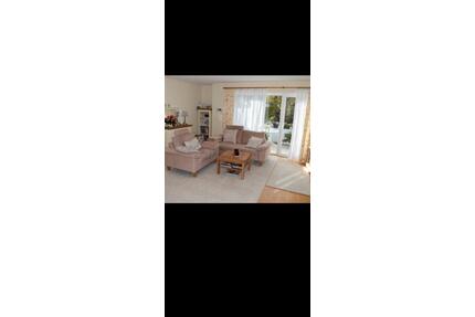 Gepflegte 2-Zimmer-Wohnung mit Südbalkon & Duplex-Garage - Taunusstein