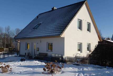 Haus zum Kaufen in Oelsnitz 340.000,00 € 117 m²