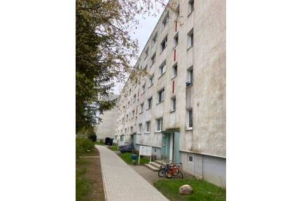 Für Sie in Herrichtung schöne 3-Raum Wohnung ab August 2026 zu vermieten. - Schwerin Mueßer Holz