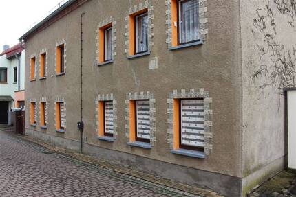 Neuer Preis! Kleines, charmantes EFH + Garage in guter, ruhiger Stadtlage.... - Groitzsch b Pegau
