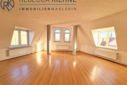 Familienfreundliche 4-Zimmer-Wohnung mit Einbauküche und Homeoffice in Giebichenstein - Halle (Saale) Am Wasserturm/Thaerviertel