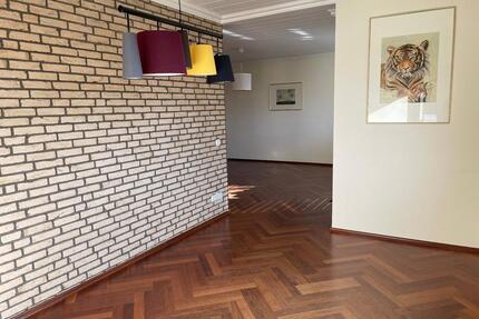 3-Zimmer-Wohnung mit Garage - 185.000,00&nbsp;EUR Kaufpreis, ca.&nbsp; 93,00&nbsp;m&sup2; in Jülich (PLZ: 52428)