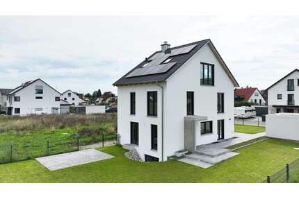 Haus zum Mieten in Bergkirchen 3.500,00 € 163.83 m²