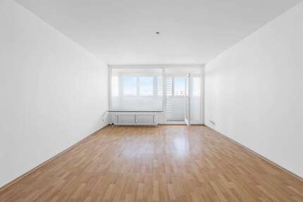 Wohnung zum Kaufen in München 270.000,00 € 37.17 m²