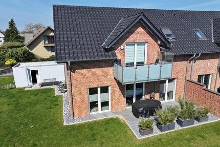 Moderne Dachgeschosswohnung mit Balkon - Minden