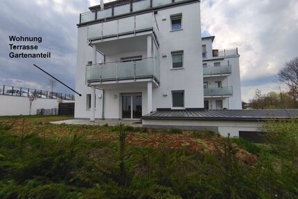 Besondere Möglichkeit: Große 4-Zi-Neubau-Whg WFL ca. 114 m² mit Terrasse und Gartenanteil Energiesparhaus ab 01.03.2026 zu vermieten. - Kemnath Beste Lage