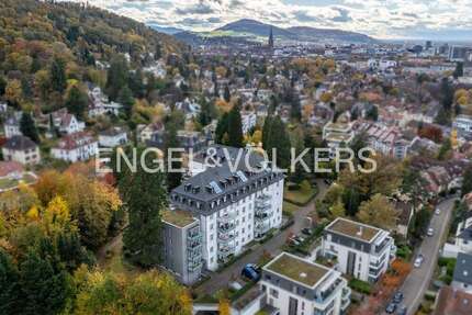 Wohnung zum Kaufen in Freiburg im Breisgau 930.000,00 € 110 m²