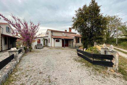 Haus ISTRIEN zur Miete, roatien, Poreč , Rovinj, Haus mit Garten - Haar