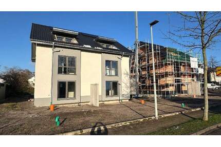 Effizienzhaus 55 - zinsgünstiger Förderkredit über 100.000,- EUR - große Doppelhäuser zum Ausbauen - Schlangen