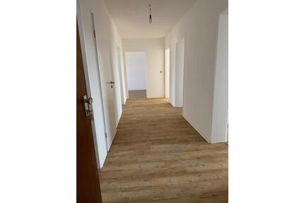 Sonnige 4 Zimmer Wohnung in Kirchseeon Eglharting 1.OGBalkon