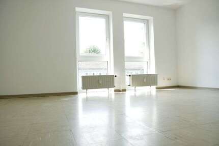 Wohnung zum Mieten in Wuppertal 241,51 € 39.18 m²