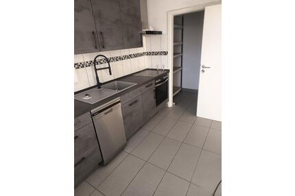 Schöne 5 Zimmer Wohnung - 675,00&nbsp;EUR Kaltmiete, ca.&nbsp; 122,00&nbsp;m&sup2; in Frankenblick (PLZ: 96528)