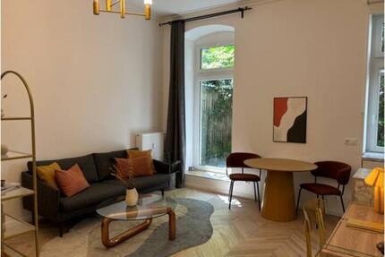 Wohnung zur Miete Möbliert - 1.100,00&nbsp;EUR Kaltmiete, ca.&nbsp; 40,00&nbsp;m&sup2; in Berlin (PLZ: 13351) Mitte