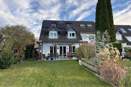Schönes Einfamilienhaus mit Blick in die Natur! - Burscheid