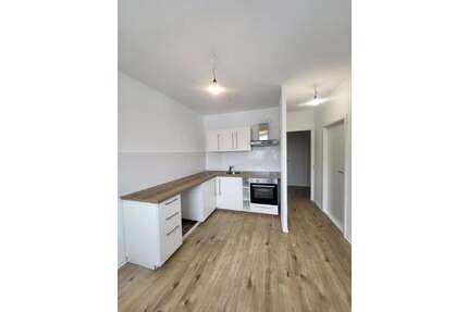 Wohnung zum Kaufen in Magdeburg 165.000,00 € 131.5 m²