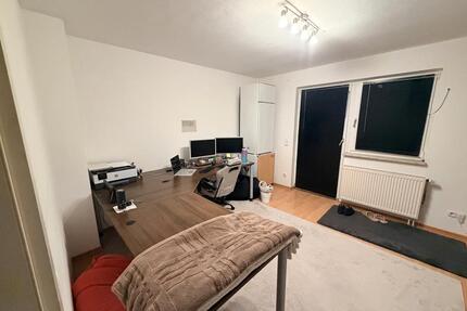 2-Zimmer WG-Anteil (ca. 25 m²) in München-Allach – ruhig, Balkon,