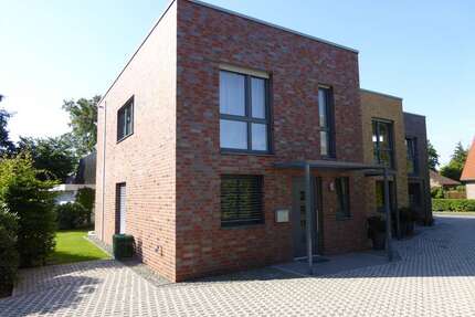 Haus zum Mieten in Rastede 1.200,00 € 98 m²