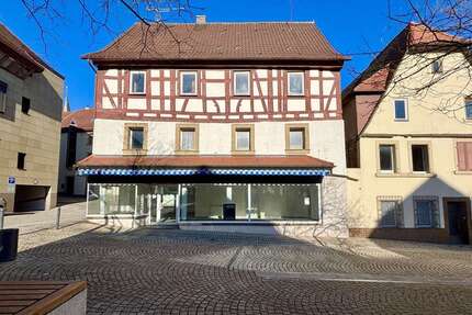 Haus zum Kaufen in Eppingen 439.000,00 € 293 m²