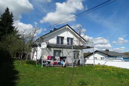 Haus zum Kaufen in Hüblingen 295.000,00 € 200 m²