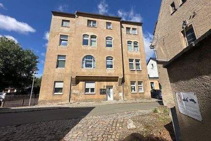 +++ Mehrfamilienhaus mit 6 Wohneinheiten +++ - Zeitz