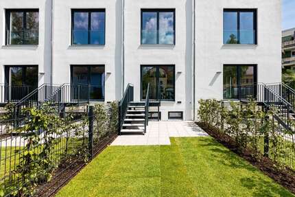Haus zum Kaufen in München 1.259.100,00 € 153.9 m²