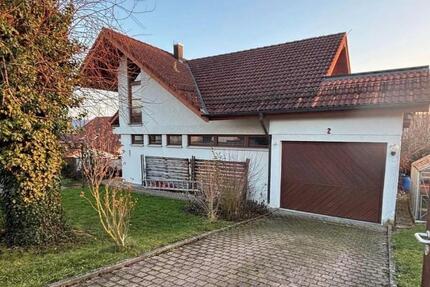 Einfamilienhaus mit ELW - 675.000,00&nbsp;EUR Kaufpreis, ca.&nbsp; 261,00&nbsp;m&sup2; in Eberstadt (PLZ: 74246)