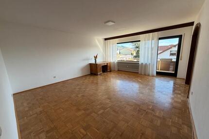 Ruhige Wohnung in Schriesheim - 1.250,00&nbsp;EUR Kaltmiete, ca.&nbsp; 80,00&nbsp;m&sup2; in Schriesheim (PLZ: 69198)