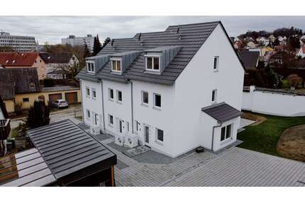 Haus zum Mieten in Regensburg 1.785,00 € 119.03 m²