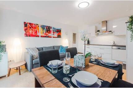 Stylishe & lichtdurchflutete 4-Zi-Wohnung in München-Giesing! Top eingerichtet inkl. Internet & TV!